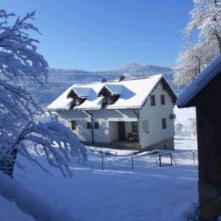הוילה אוטוצאץ Holiday House Marija מראה חיצוני תמונה