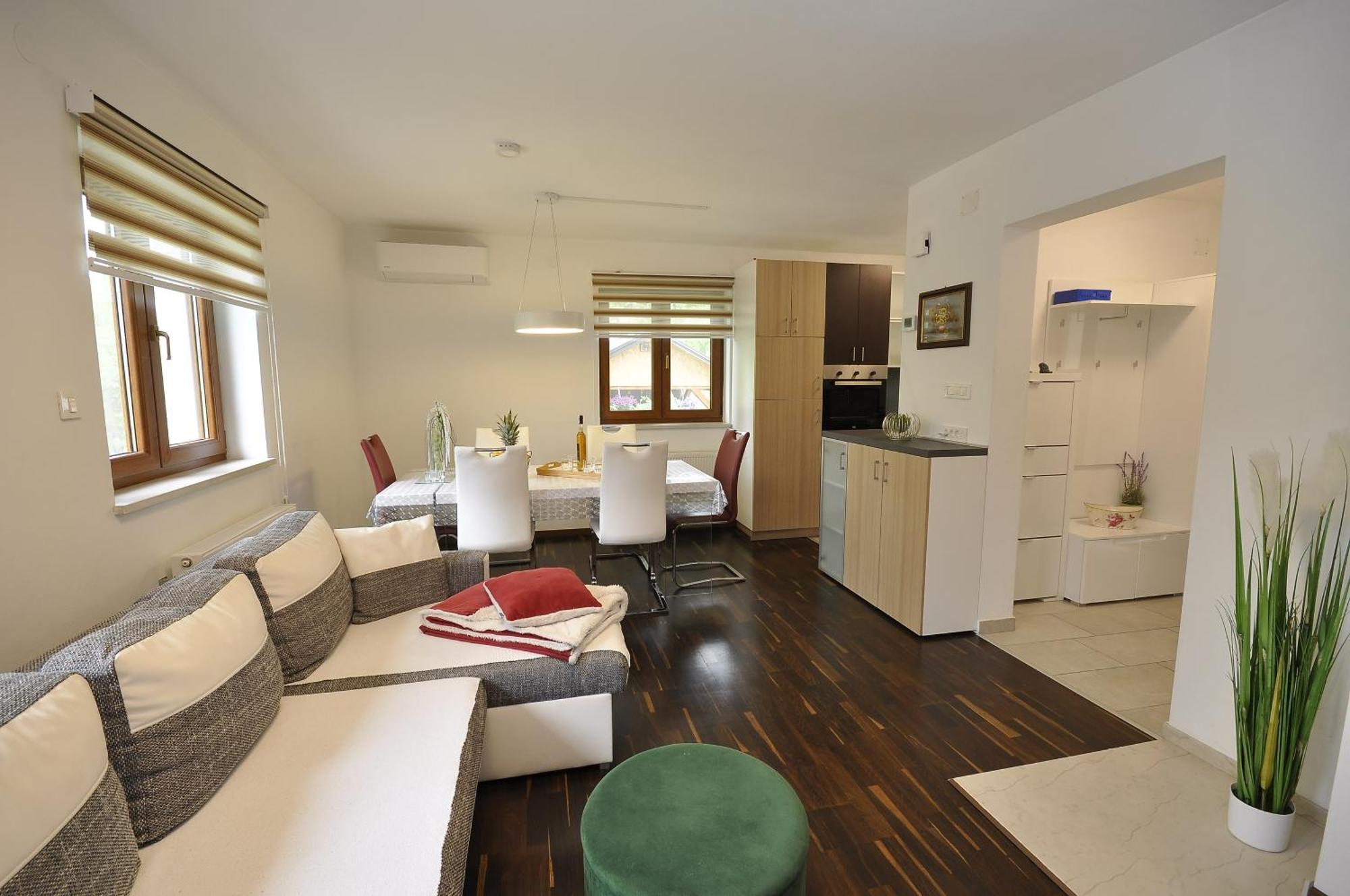הוילה אוטוצאץ Holiday House Marija מראה חיצוני תמונה